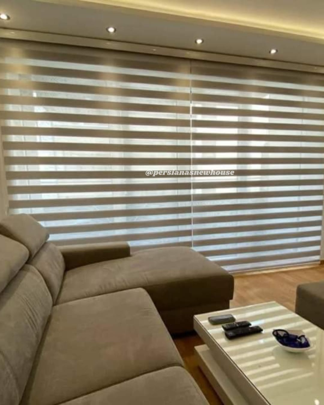 Living com Double Vision em faixas duplas de tecido